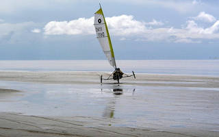 Blokarten op het strand van Groote Keeten